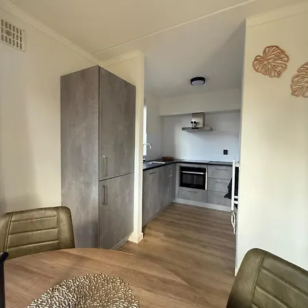 Pure Wellness 121 Sauna&massage&hottub * Ewijk
