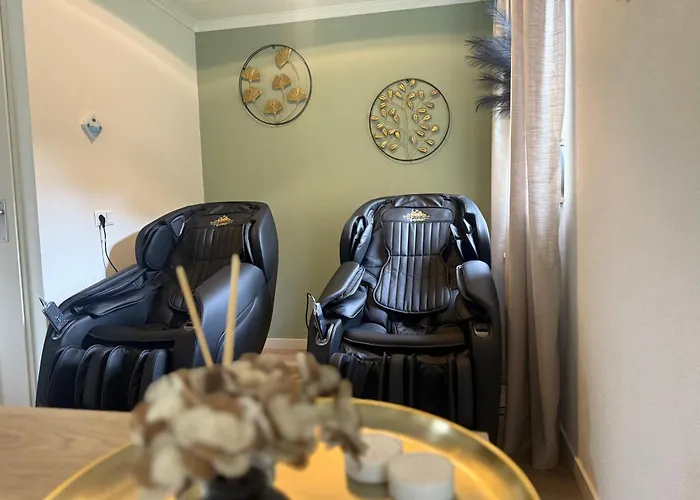 Pure Wellness 121 Sauna&massage&hottub