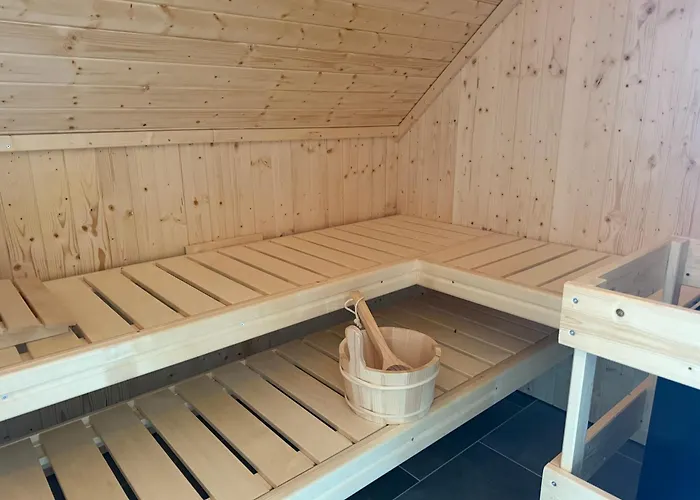 Pure Wellness 121 Sauna&massage&hottub Holiday home *