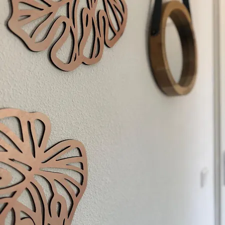 Pure Wellness 121 Sauna Hottub & Massage