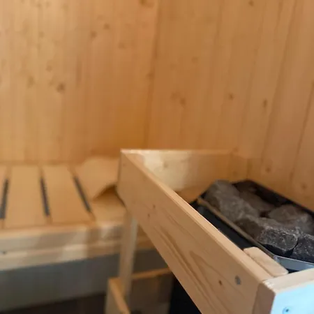 Pure Wellness 121 Sauna Hottub & Massage Ewijk