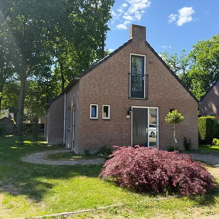 Pure Wellness 121 Sauna Hottub&massage * Ewijk