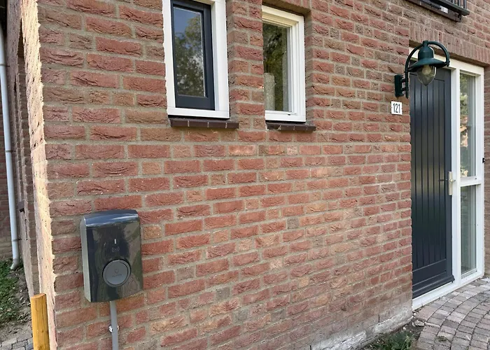 Pure Wellness 121 Sauna Hottub&massage Ferienhaus